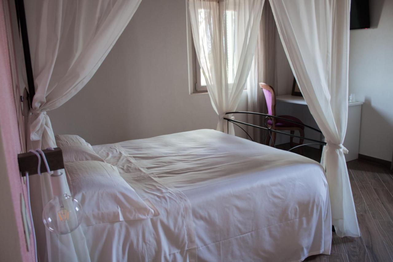 Alloggio per agriturismo Fattoria L'olmetto *